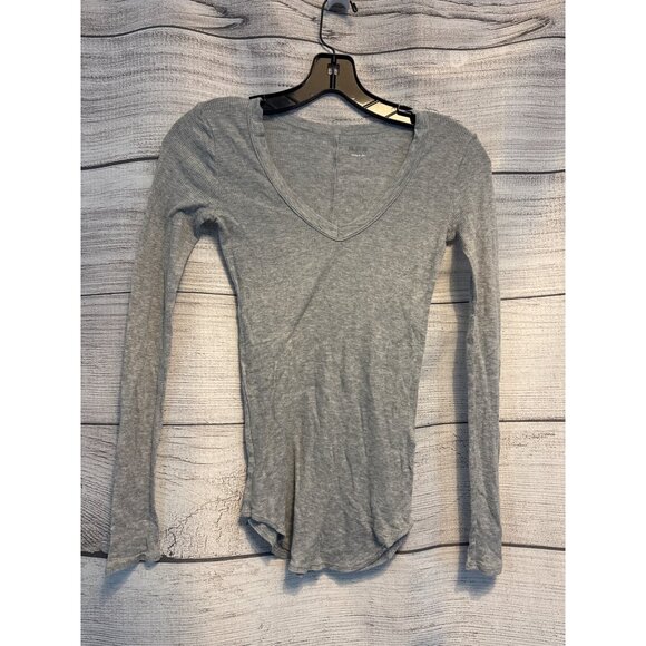 Three Dots Soft Gray Ribbed Long Sleeve Vneck Top Size XS - Picture 1 of 4